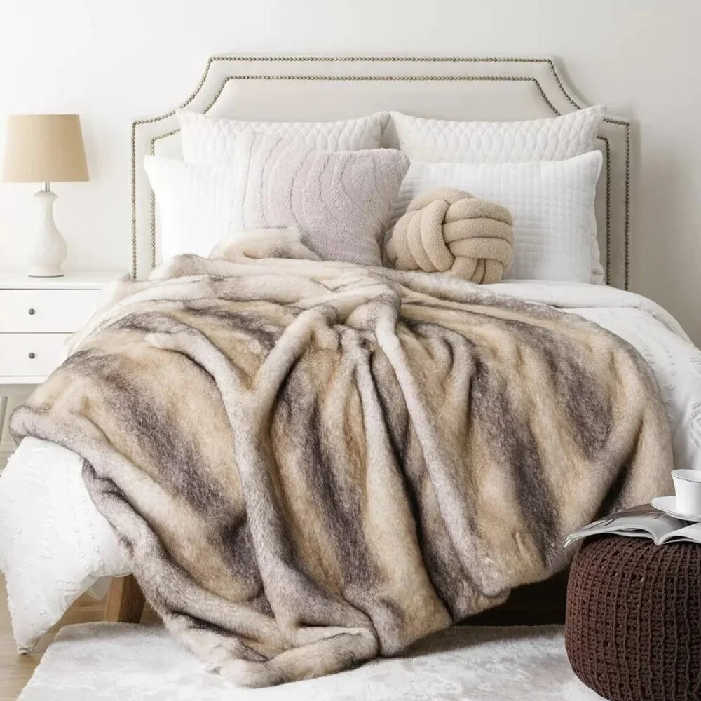 NEW West Elm Boho Brown Faux Fur Thick Mink Throw Blanket Bedding - 60